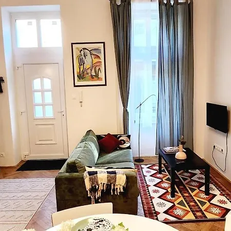 Travelers Award Winning Place In The Heart Of Kamilla